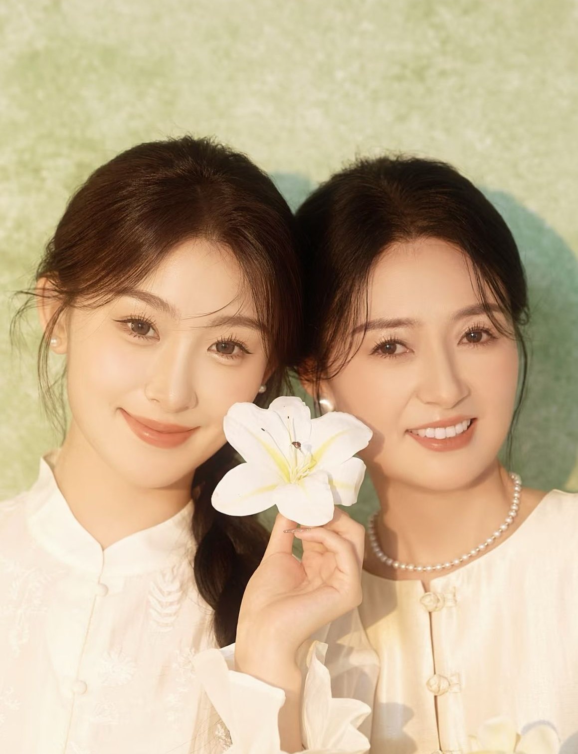 MẸ CỦA TÔI LÀ CHUNG UYỂN THU