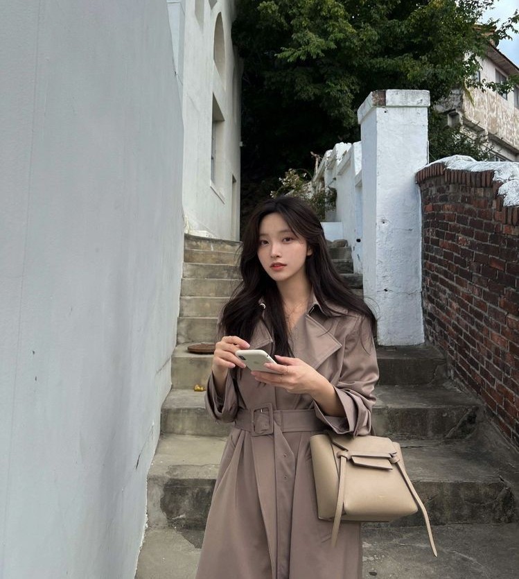 Chồng ngoại tình, đòi ly hôn nhưng tôi không chịu