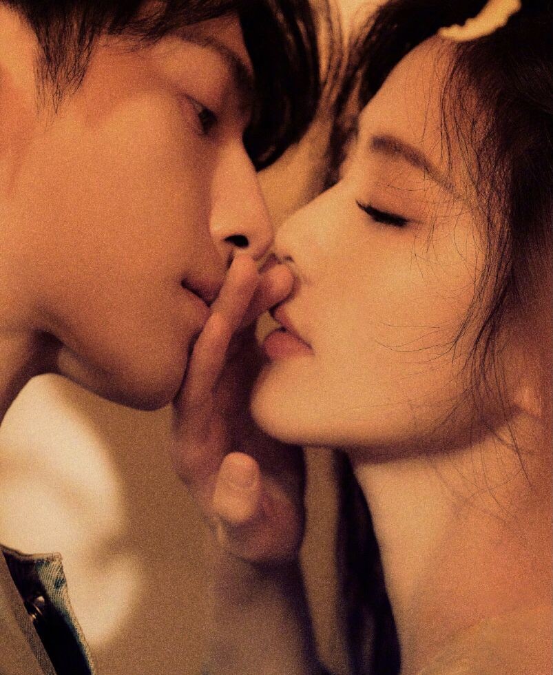 Mượn Trái Tim Cô Ấy
